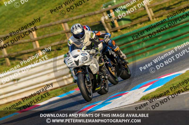 PJ Motorsport Photography 2018;enduro digital images;event digital images;eventdigitalimages;mallory park;mallory park photographs;mallory park trackday;mallory park trackday photographs;no limits trackdays;peter wileman photography;racing digital images;trackday digital images;trackday photos